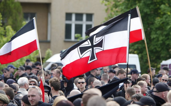 Der Verbotserlass für Reichskriegsflaggen ist undurchdacht und sinnlos